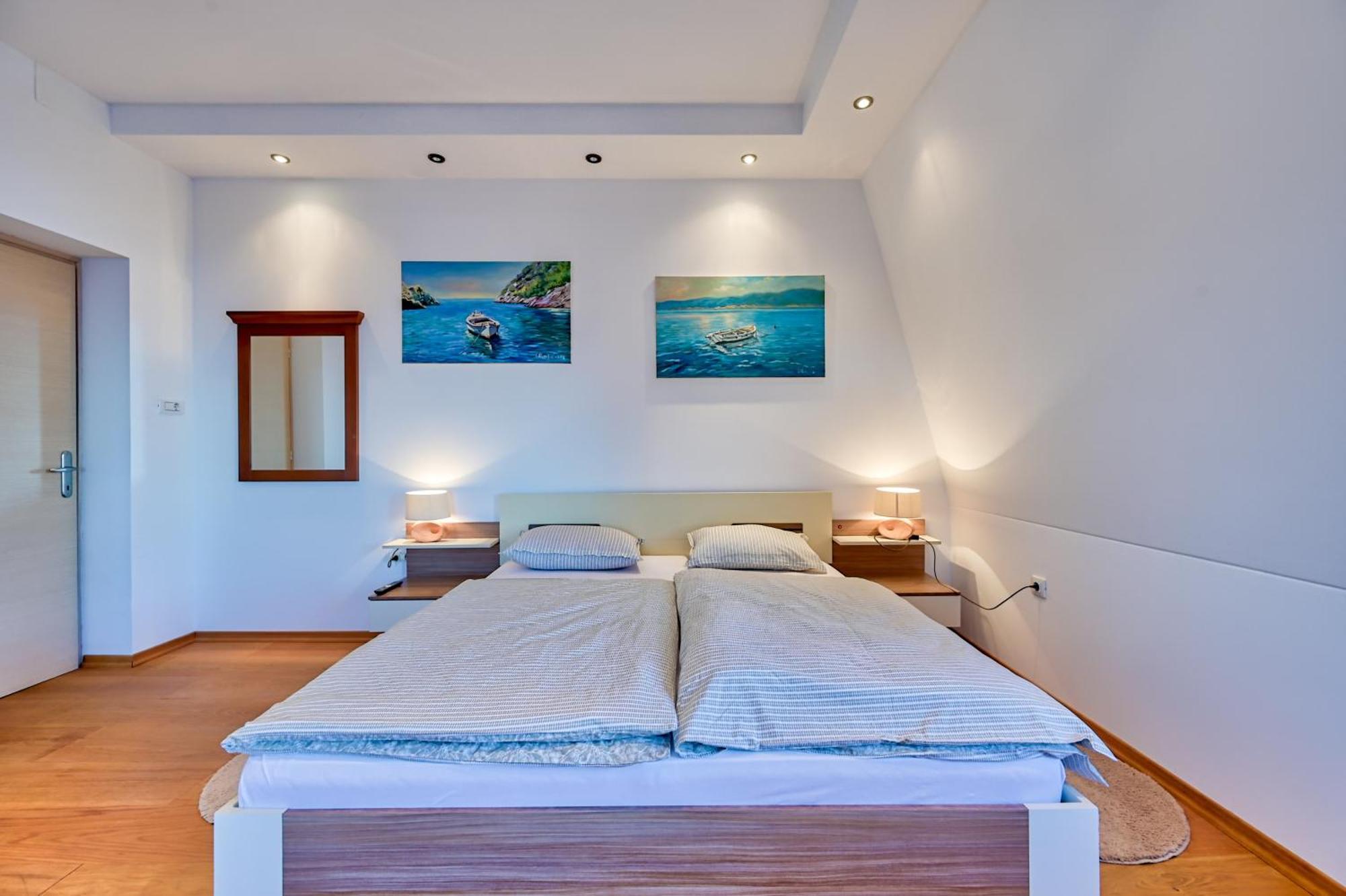Lux Gold Apartment